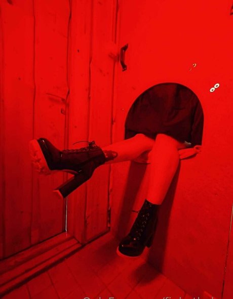 finhotbabes bonita actriz foto