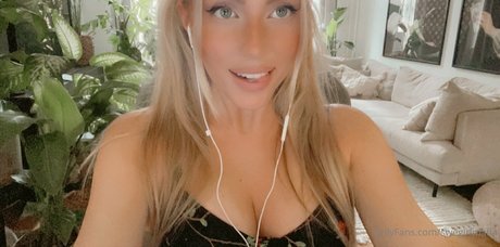 swegirlmafia actrice porno photo