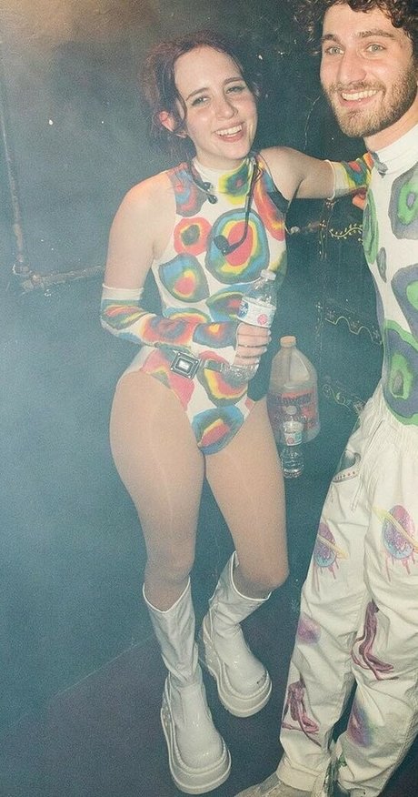 Mica Tenenbaum Miniatura