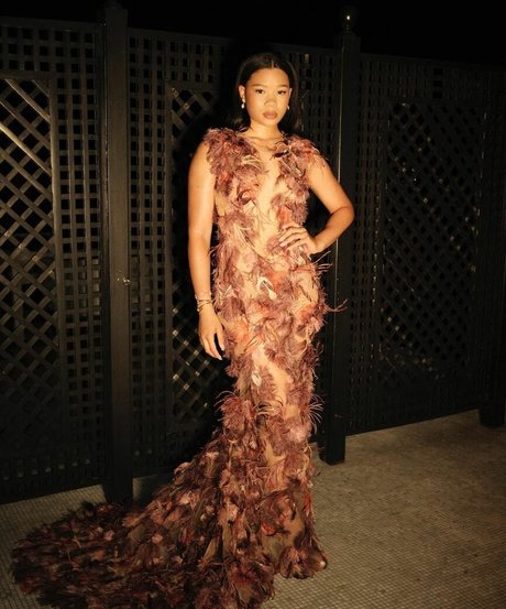 Storm Reid estrella pornografica imágenes