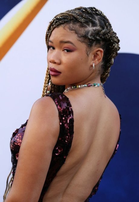 Storm Reid hermosa estrella foto