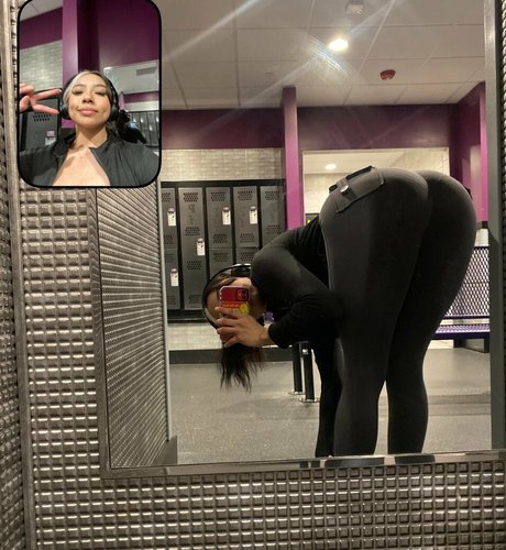 bodyby harumiii buen modelo fotos