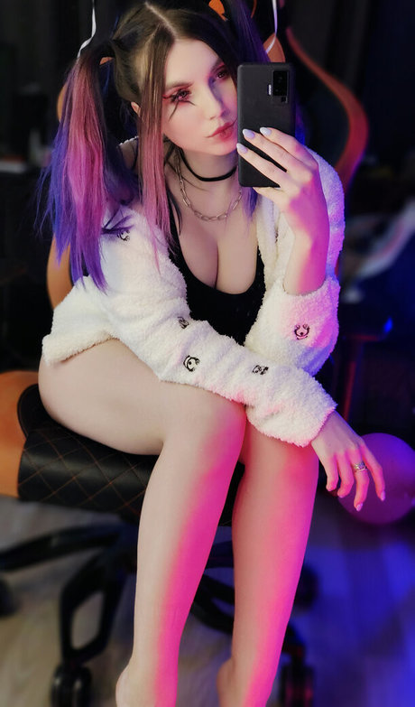 Lipisinkaaa estrella adulta archivo