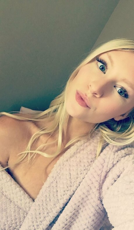 freshmanblondie18 Image de profil