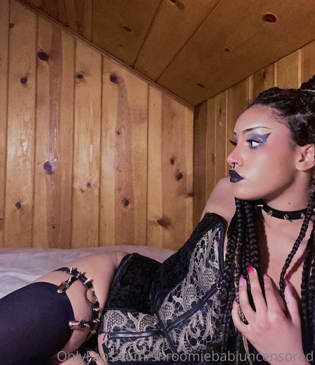 shroomiebabiuncensored modelo exclusivo fotos