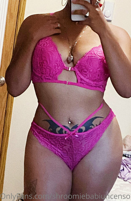 shroomiebabiuncensored art étoile photo