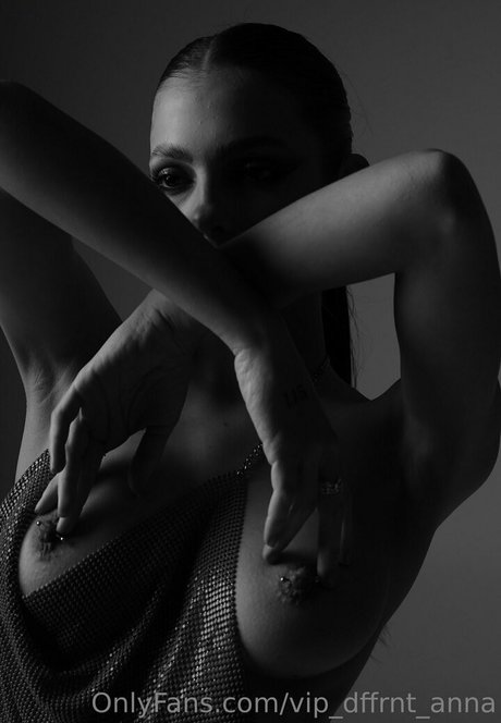 dffrnt anna modelo agradable archivo