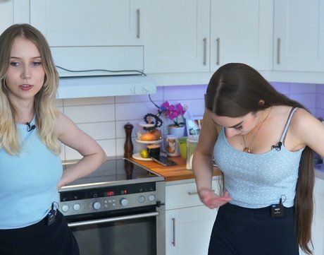 MissMikkaa modelo agradable foto