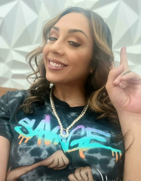 Lilly Hall desnudos estrella fotos