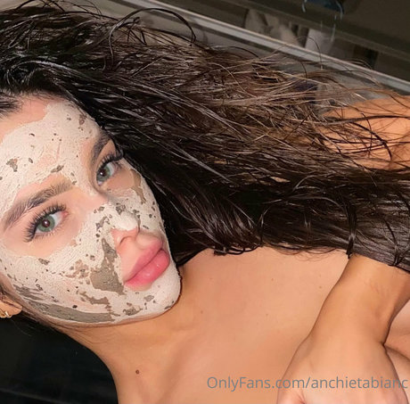 Bianca Anchieta bonita estrella galerías