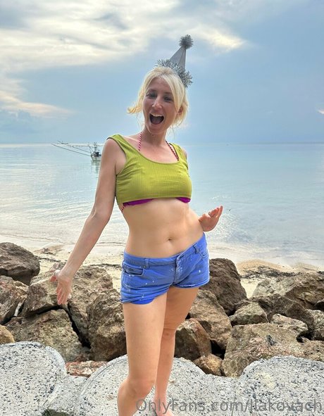 liakovach modèle gratuit des photos