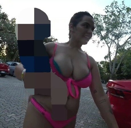 Sunaika Bruna étoile gratuite des photos