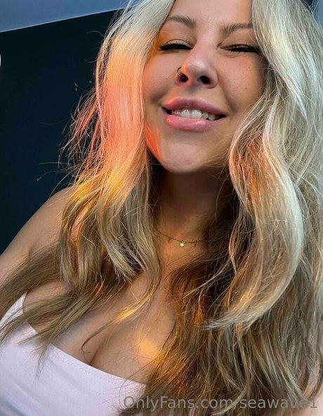 seawave1 estrella porno agradable galería