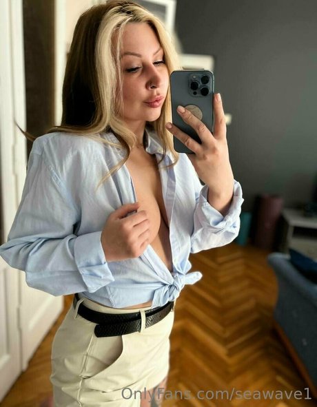 seawave1 actrice porno photo