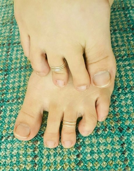 sixxela top star img