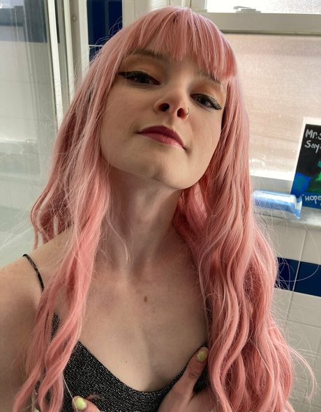 lapetitebrat02 pretty pornstar img