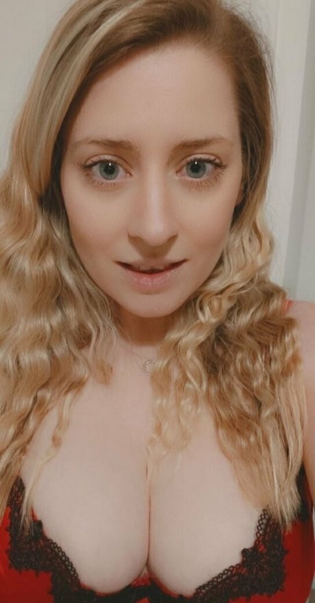 lottielushloves sexo estrella imagen