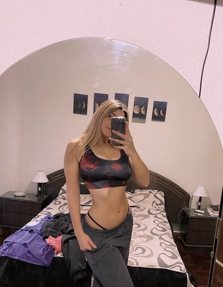 Yami Sanchez étoile gratuite des photos