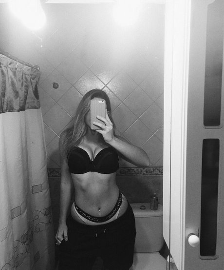 Yami Sanchez actrice pornographique image