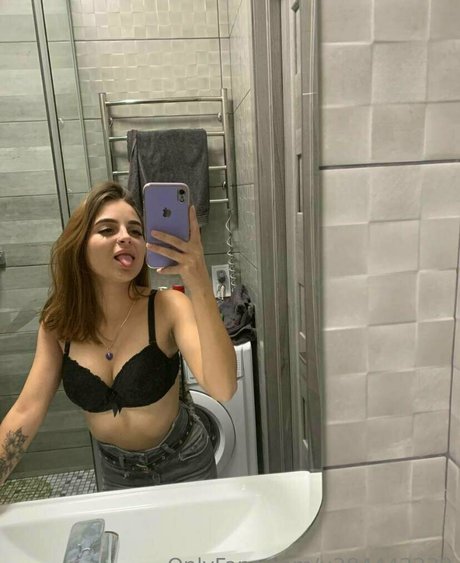 teenybabydolll actriz libre fotos