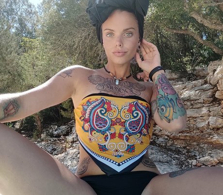 spicyrollersg high quality model picture