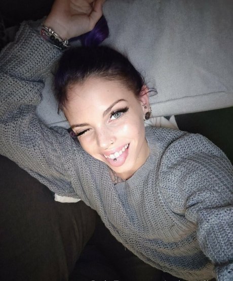spicyrollersg sexy star gallery