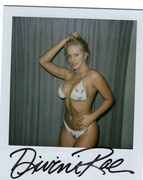 Divini Rae Sorenson actrice de nus photo