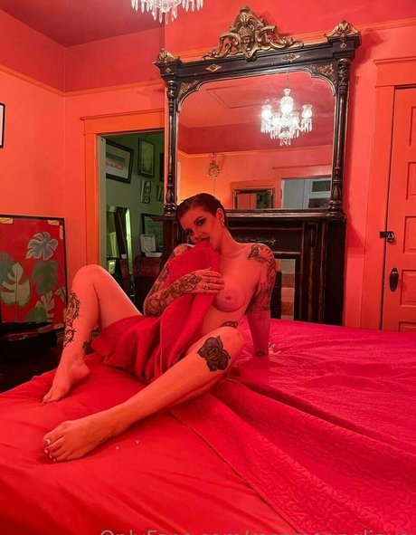 rosamagnoliaxo actriz libre archivo