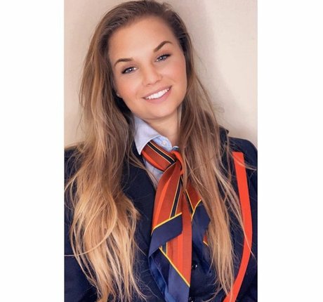 Joyce Straten art modèle img