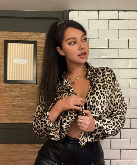 azalea banks mejor modelo foto