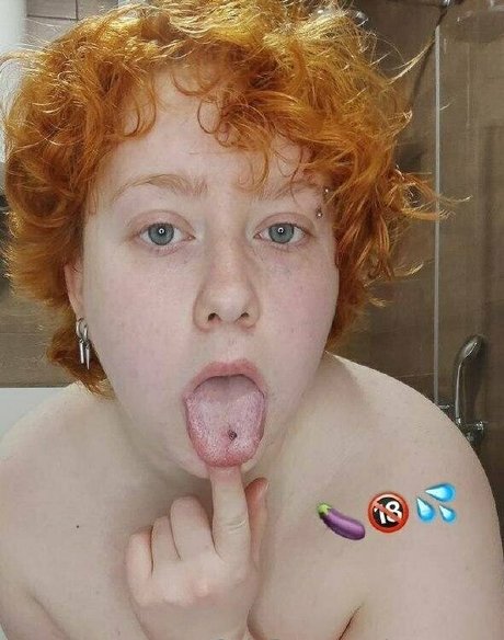 mee zee modelo de alta definición galerías