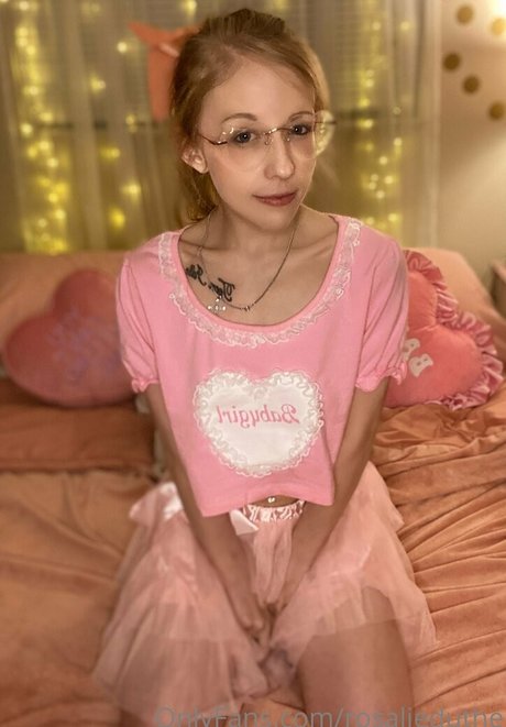 rosalieduthe modelo de alta definición imágenes