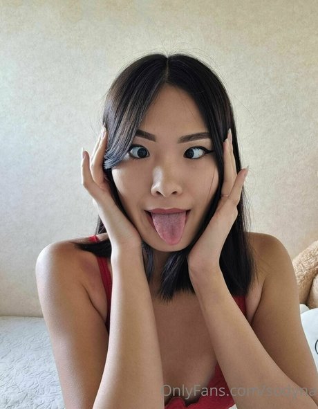 sodyna hermosa modelo galería