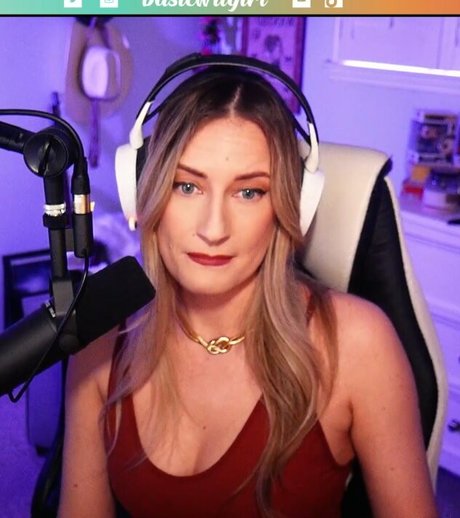 BasicWitGirl bonita estrella porno imágenes