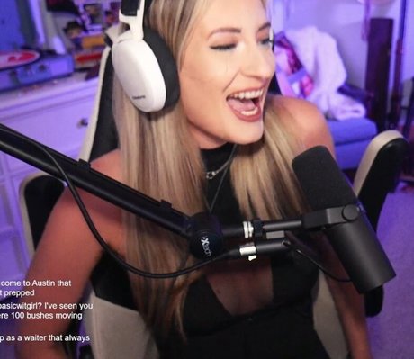 BasicWitGirl sexo estrella porno foto