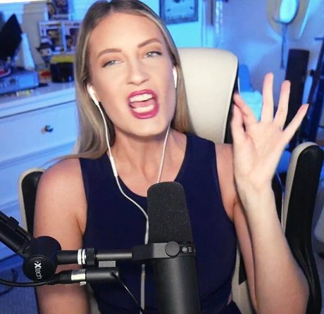 BasicWitGirl star du porno belle photo