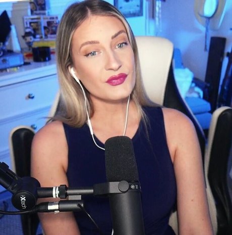 BasicWitGirl étoile magnifique des photos