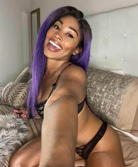 Ariane Andrew sex star pictures