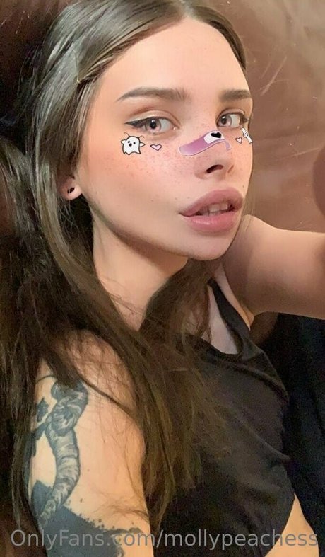 mollypeachess belle actrice img