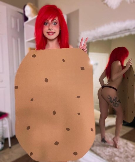 Tabby Ridiman modelo desnudos foto