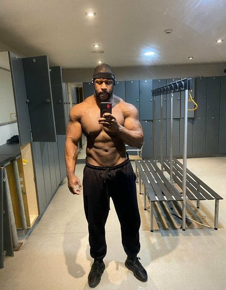 pleasure12368 star érotique galeries