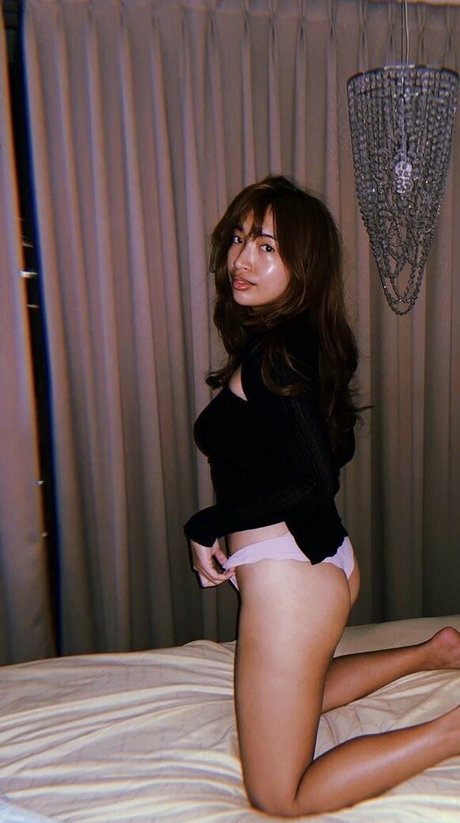 Clareee Asmr exclusive pornstar photo
