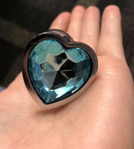 nessajade modelo bonita archivo