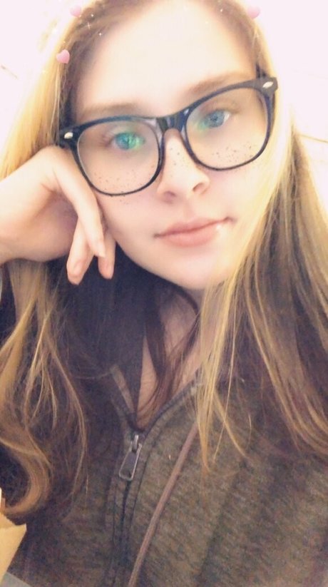 nessajade estrella xxx foto