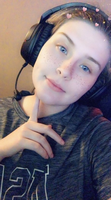 nessajade bonita estrella porno imagen