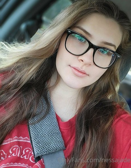 nessajade actriz porno fotos