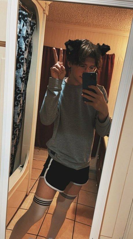 ohmeika estrella caliente foto