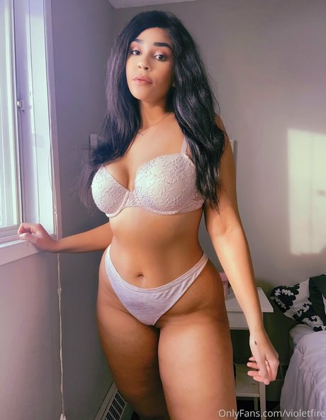 violetfire actrice parfaite image