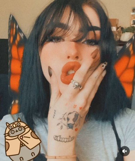 Kenzkun actrice érotique des photos