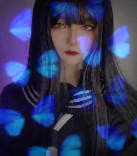 Aveline Tetsuya modelo erótico foto